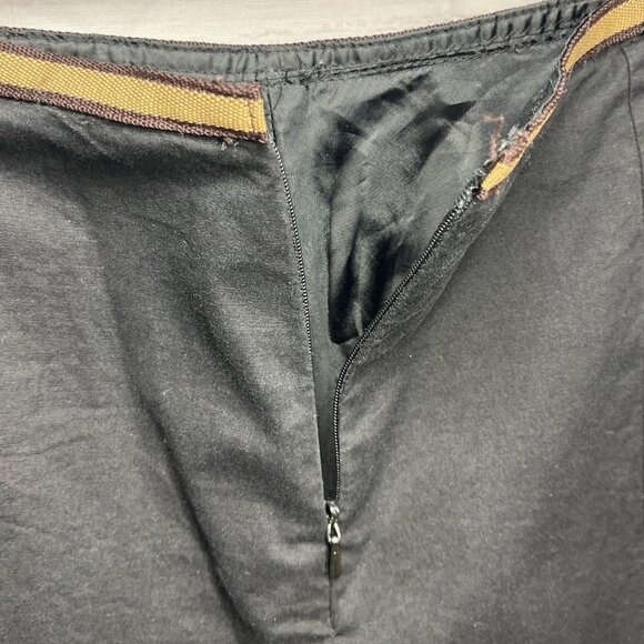 Filo women’s black skirt. Side zip with beaded floral design on front. - Picture 4 of 6